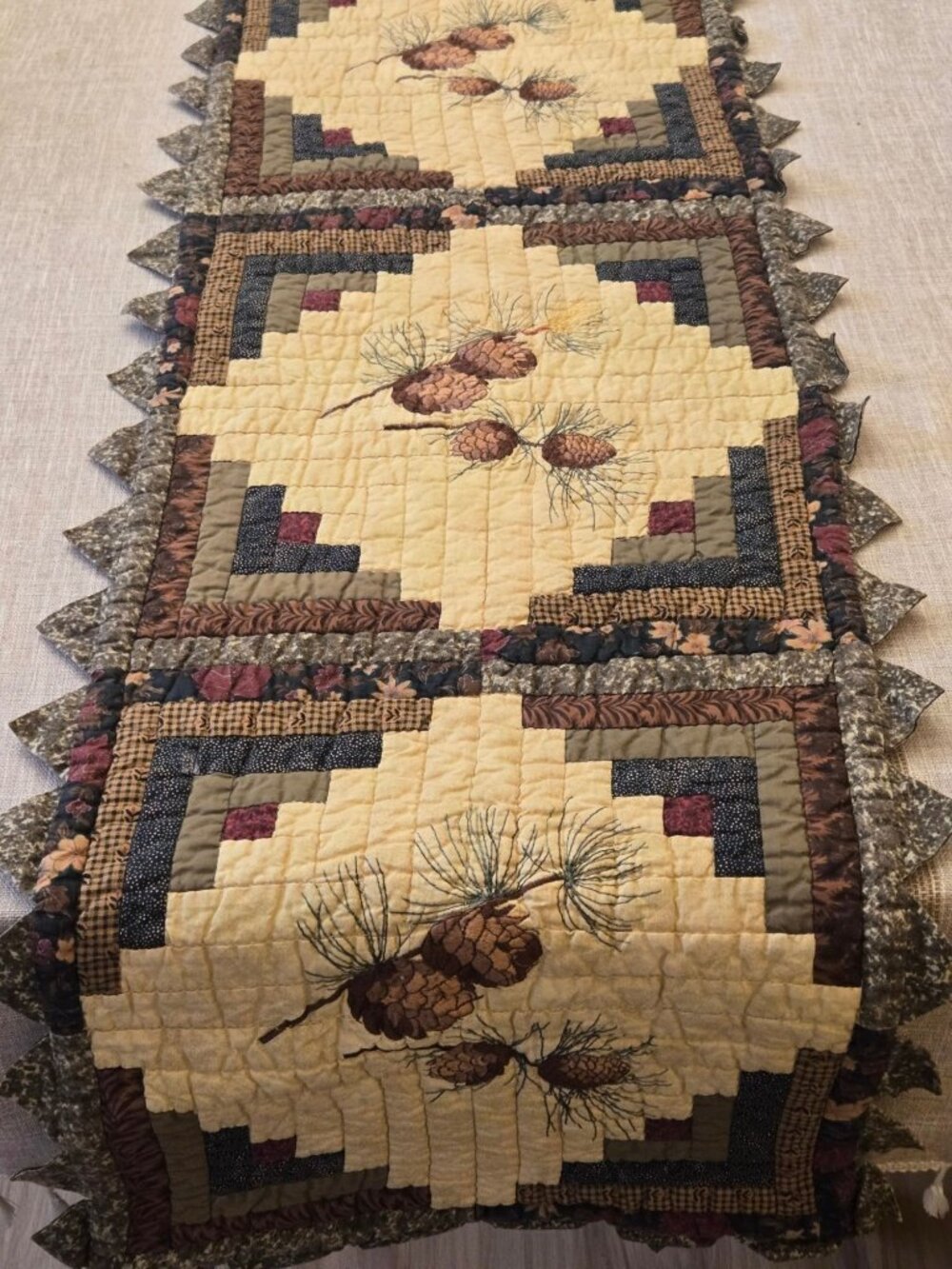 Donna Sharp Quilted Table Runner Cabin Raising Pinecone Collection Rustic Log Ca